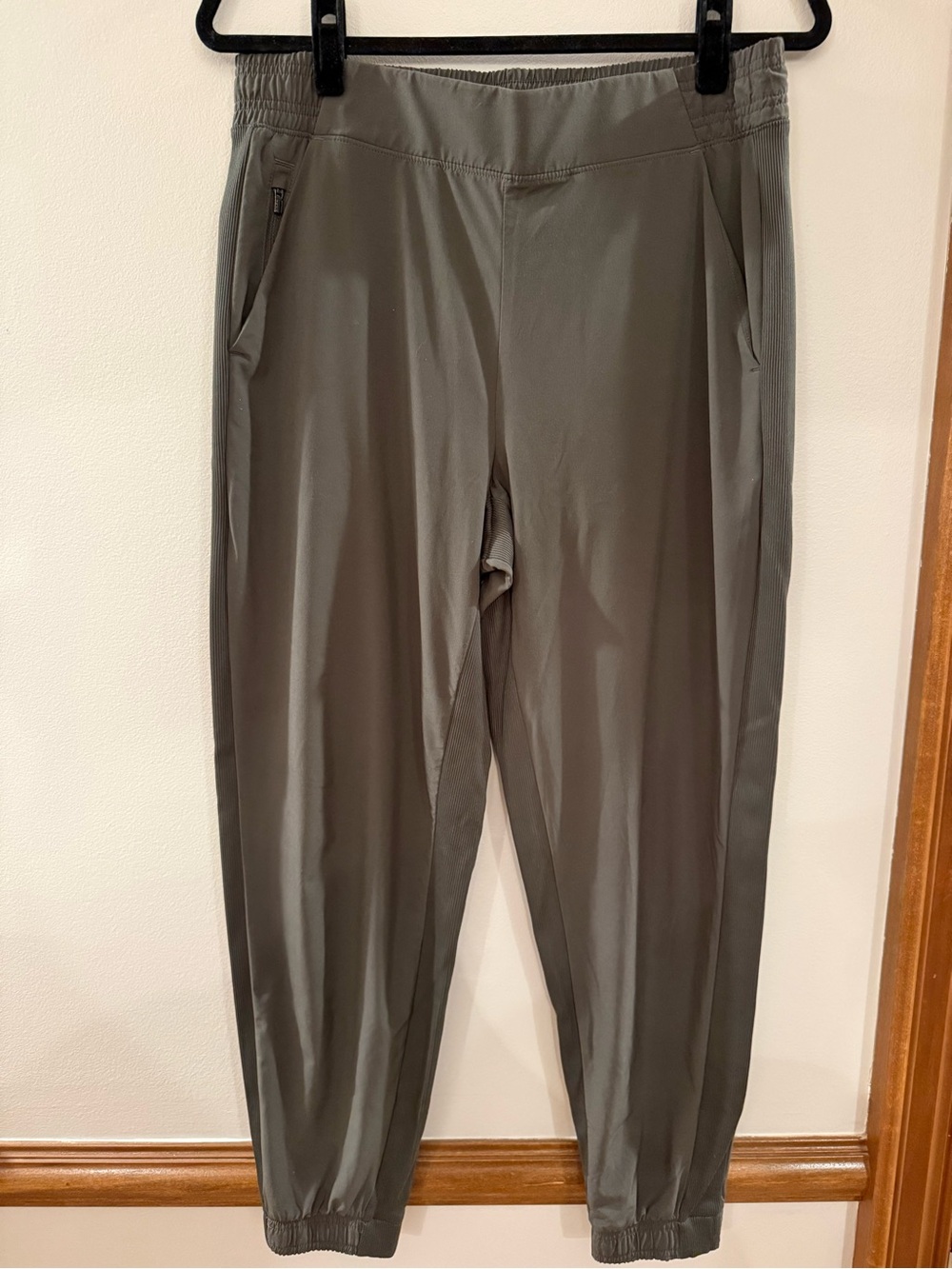 Women’s Olive Green Active Jogger Pants